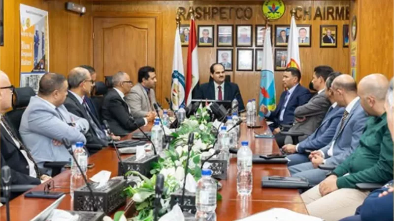 «إيجاس» تتابع مشروعات ترفع إنتاج الغاز 220 مليون قدم يوميًا