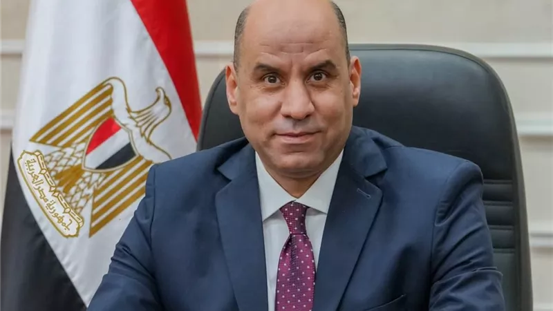 بشرى سارة.. غدا بدء صرف دفعتين من منحة العمالة غير المنتظمة