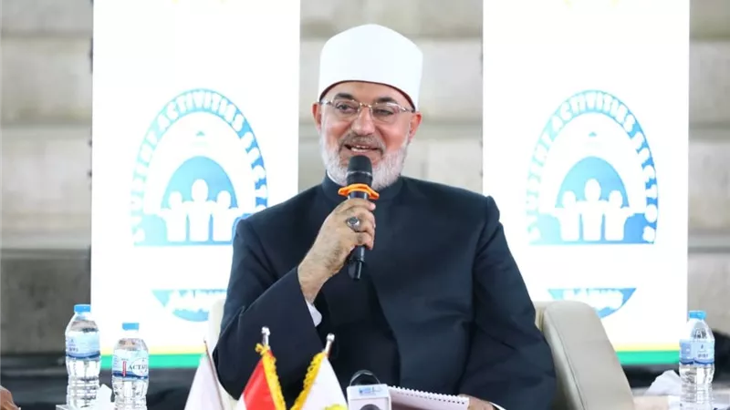 المفتي: المتاجرة بالكرامة والسعي وراء المشاهدات والتريند خطر يهدد المجتمع
