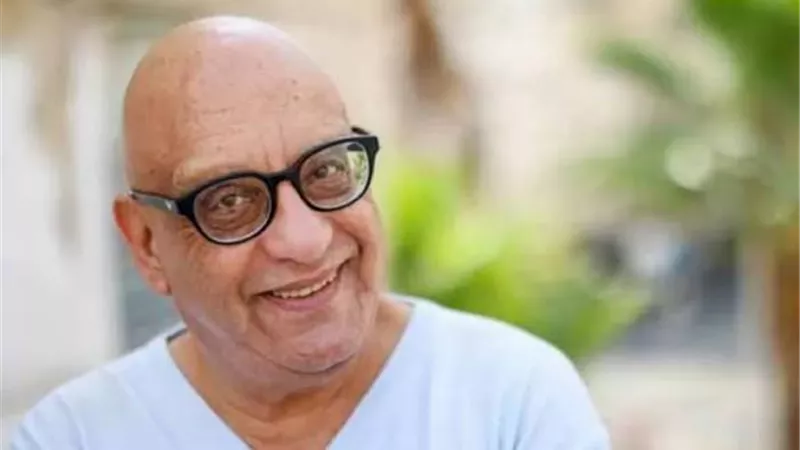 «محتاج محامي شاطر»|خيري بشارة يفتح ملف حقوق «آيس كريم في جليم» بعد 34 عاما