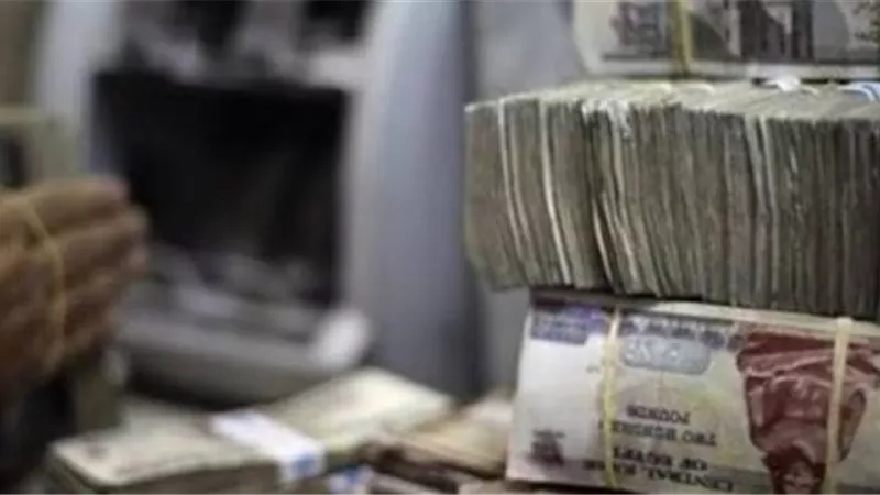 ضبط مخالفات تموينية وحيازة 11 طن دقيق في حملات مكثفة على المخابز