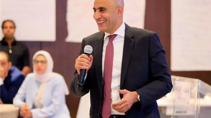 التعليم تعيد 