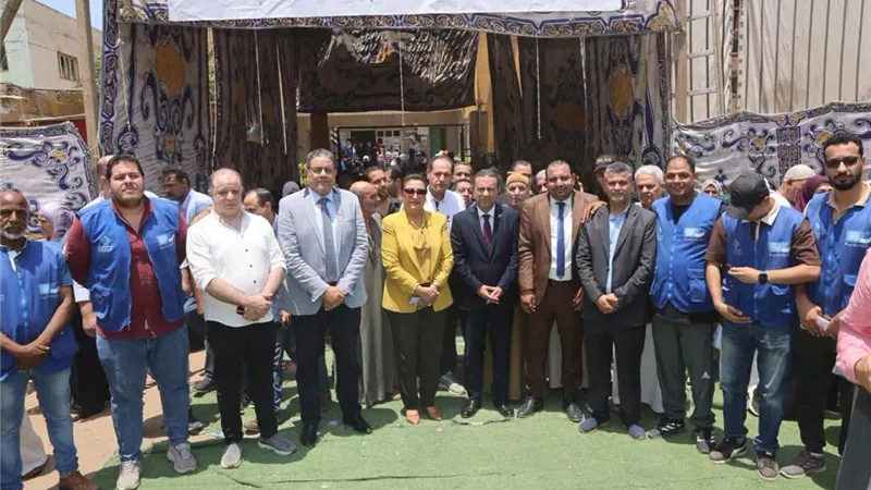 رئيس الوزراء يستعرض تقريراً لقافلة طبية شاملة تم تنظيمها بمحافظة المنوفية