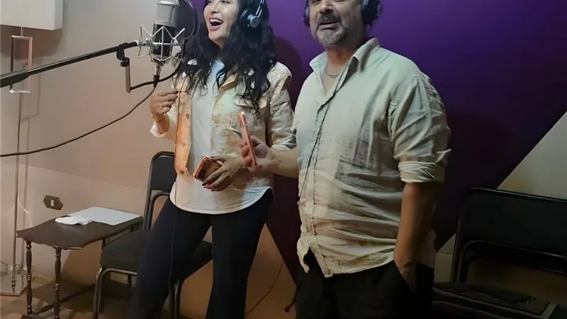 بالصور لطيفة تضع اللمسات النهائية على أحدث البوماتها .. تفاصيل
