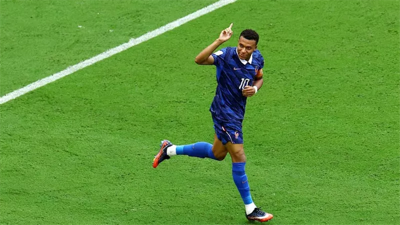 مبابي يحسم الحذاء الذهبي في مونديال 2026.. وميسي وصيفًا