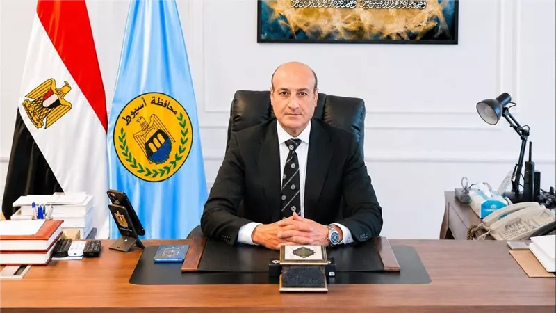 محافظ أسيوط يهنئ الرئيس السيسي بذكرى ثورة ٢٣ يوليو