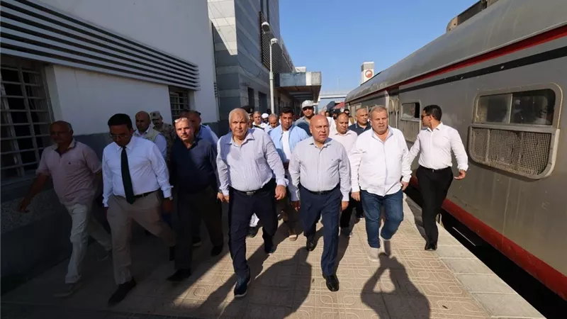 وزير النقل يتفقد محطة السكة الحديد ومحطة أتوبيسات غرب ووسط الدلتا|صور