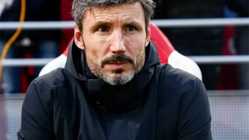 رسميًا.. مارك فان بوميل مديرًا فنيًا لمنتخب بلجيكا حتى يورو 2028