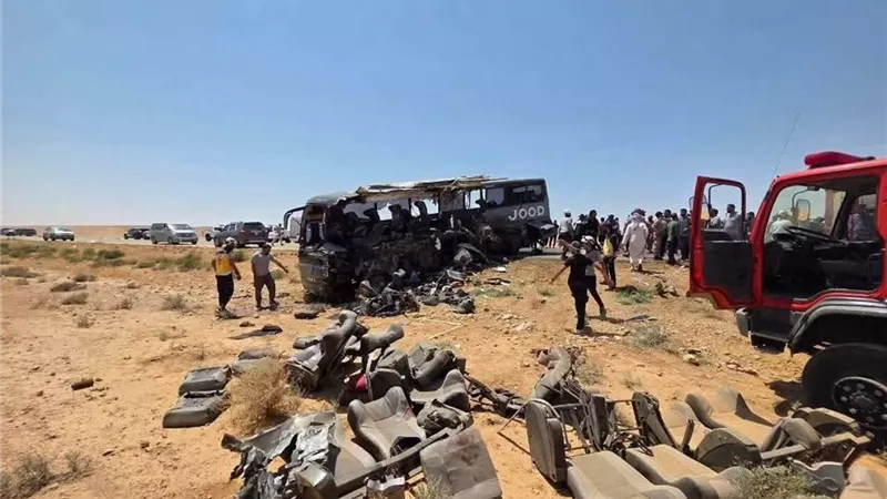 الصحة السورية: 35 وفاة و30 مصابا بحادث طريق دمشق دير الزور