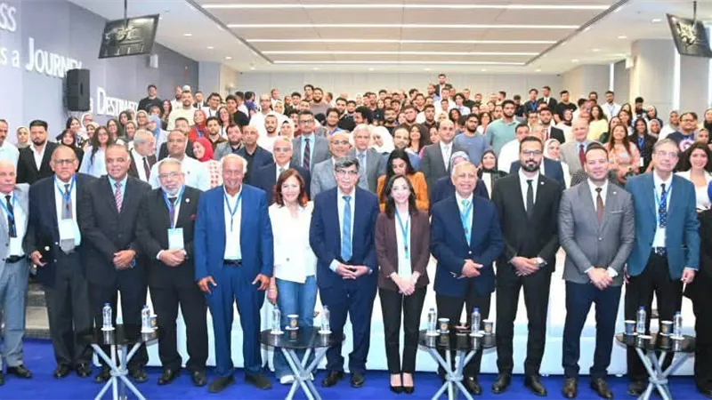 بروتوكول تعاون بين صحة البحيرة والأكاديمية العربية لتعزيز الكفاءة الطبية