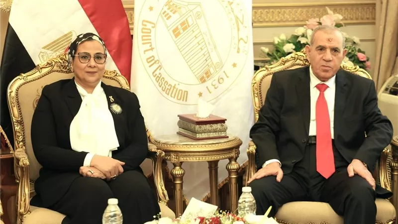 رئيسة المجلس القومي للمرأة تهنئ رئيس محكمة النقض بمناسبة توليه منصبه