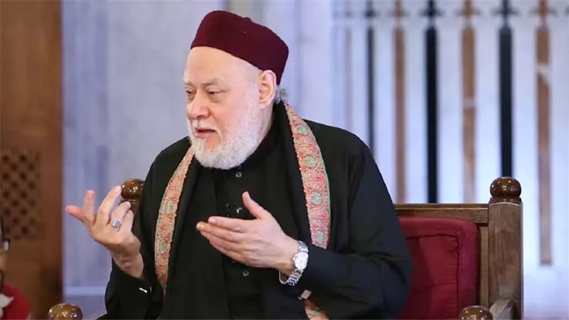 علي جمعة: الزهد ليس فقرًا ولا مظهرًا ولكن تحرر القلوب من التعلق بالدنيا