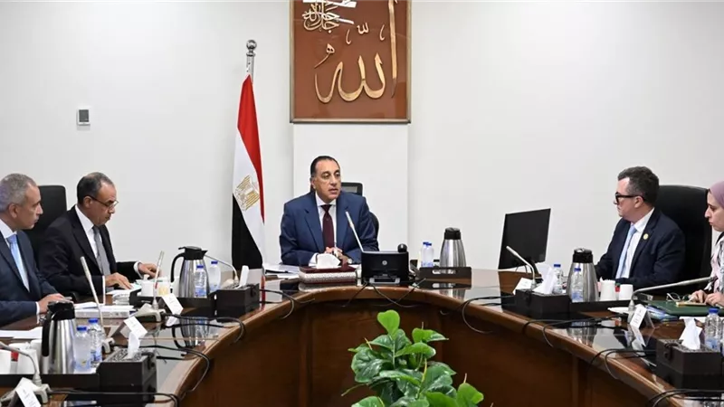 رئيس الوزراء يتابع جهود حوكمة التمويلات التنموية للمشروعات المختلفة