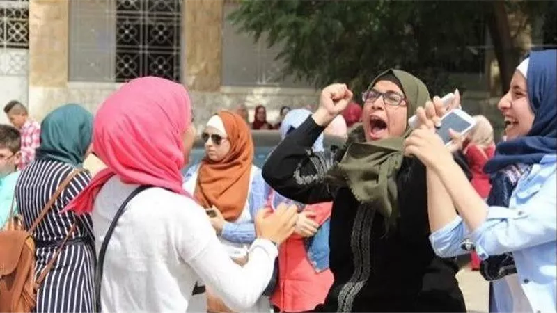 من فاقوس إلى بورسعيد.. تعرف على قائمة أوائل الثانوية العامة علمي علوم