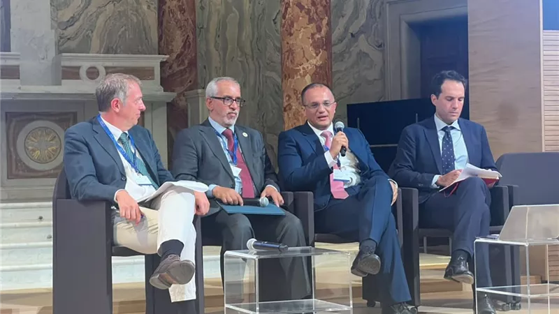 جامعة الجلالة تؤكد ريادتها الدولية بمشاركة في قمة Italy–MENA 