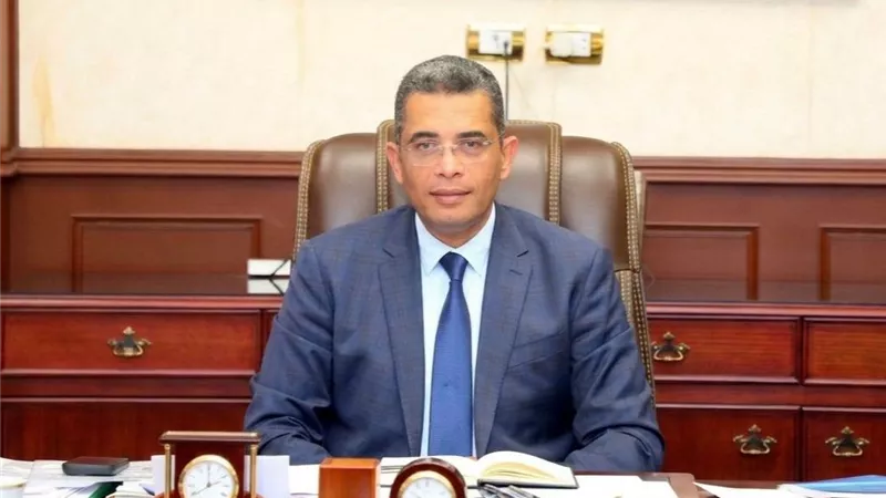 محافظ البحر الأحمر يفتتح مهرجان 