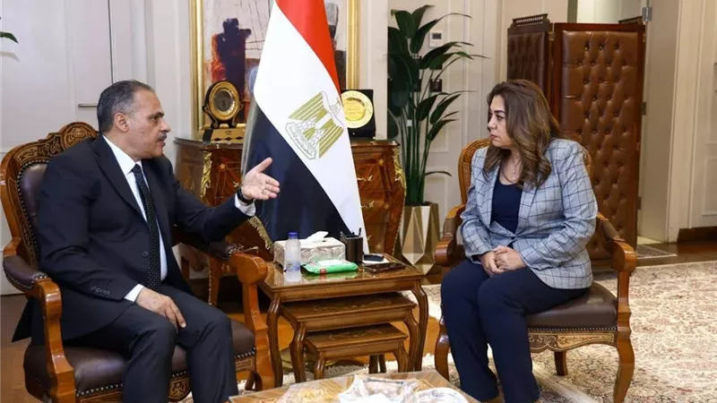 وزيرة التنمية المحلية تتابع تطوير منظومة المخلفات بالشرقية
