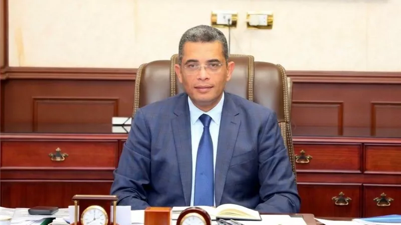 محافظ البحر الأحمر يعلن إنشاء محطة تحلية جديدة بالغردقة