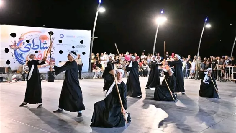 بإقبال جماهيري كبير.. انطلاق أولى حفلات «شاطئ الفن» المجانية برأس البر
