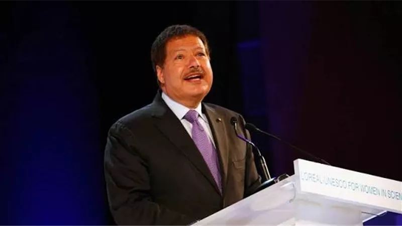 أحمد زويل العالم الذي جعل الفيمتوثانية مفتاحًا لثورة علمية