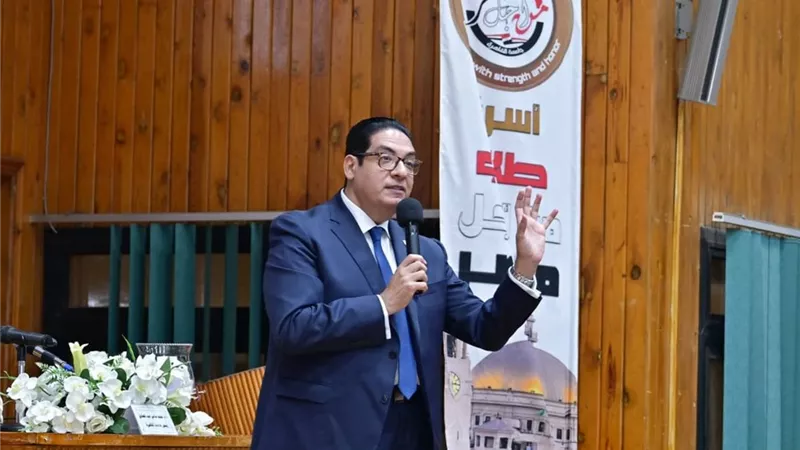 10 فرص تدريبية مدفوعة للطلاب في الابتكار والذكاء الاصطناعي بجامعة القاهرة