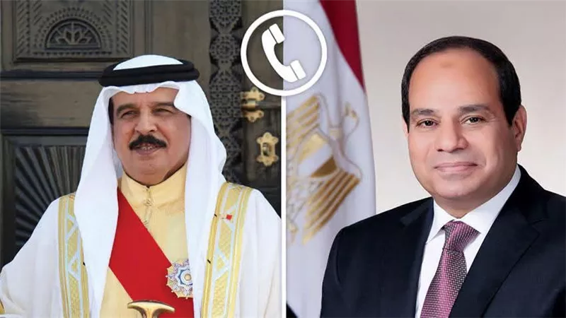 الرئيس السيسي يتلقى اتصالًا من ملك البحرين للاطمئنان على مصر عقب الزلزال 