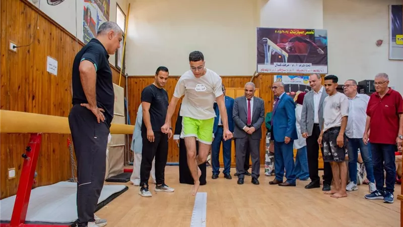 رئيس جامعة طنطا يتفقد اختبارات القدرات لخريجي الثانوية العامة