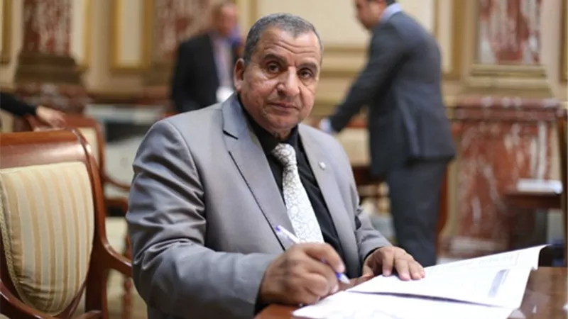  عبد الحميد كمال يطرح «روشتة النجاح» لمعرض كتاب السويس