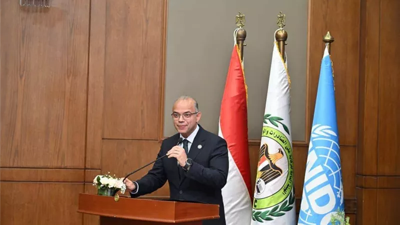 وزير الاستثمار يشهد تسليم معدات حديثة لدعم معامل الرقابة على الصادرات