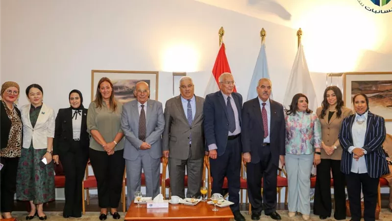 جامعة برج العرب يشارك في احتفالية مشروع “إنسان” بمكتبة الإسكندرية