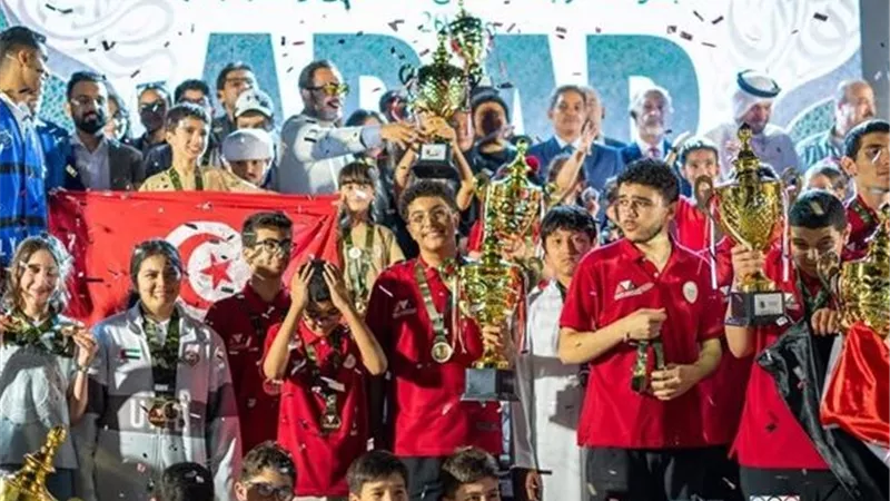 بـ34 ميدالية.. وزير الرياضة يهنئ منتخب الشطرنج بصدارة البطولة العربية