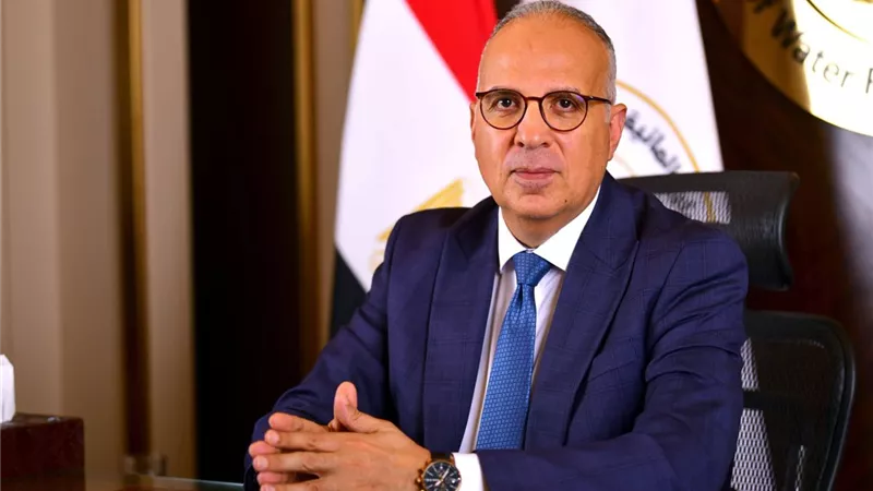وزير الري يتابع منظومة الشكاوى ويوجه بسرعة التعامل مع بلاغات المواطنين