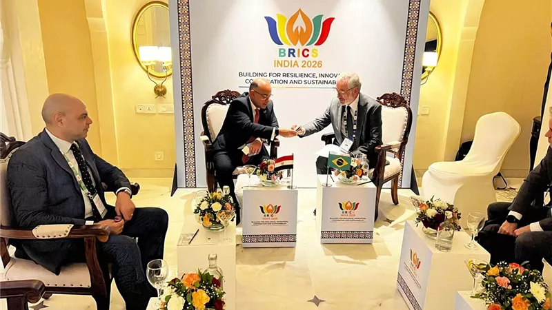 وزير الاستثمار يبحث مع نظيره البرازيلي تعزيز التجارة والاستثمارات
