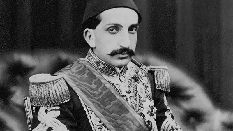 في مثل هذا اليوم.. فرمان عثماني يقلص امتيازات مصر بعد عزل الخديو إسماعيل