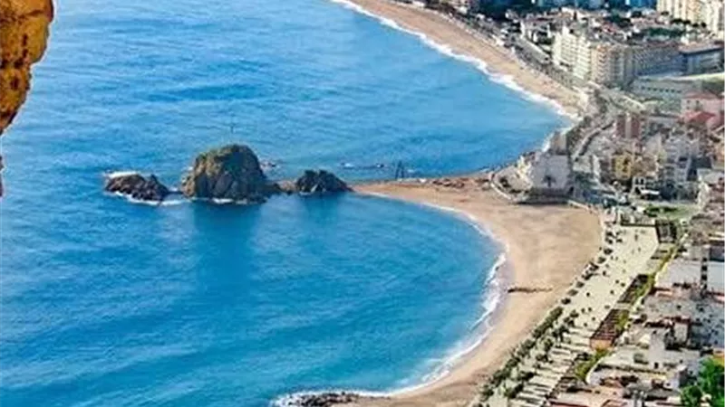إسبانيا تفرض ضوابط حدودية مع إيطاليا