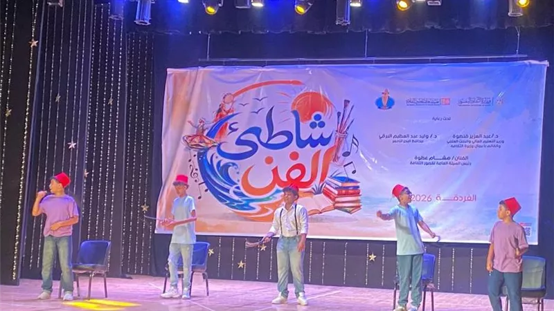 عروض غنائية واستعراضات تراثية في ثالث ليالي 