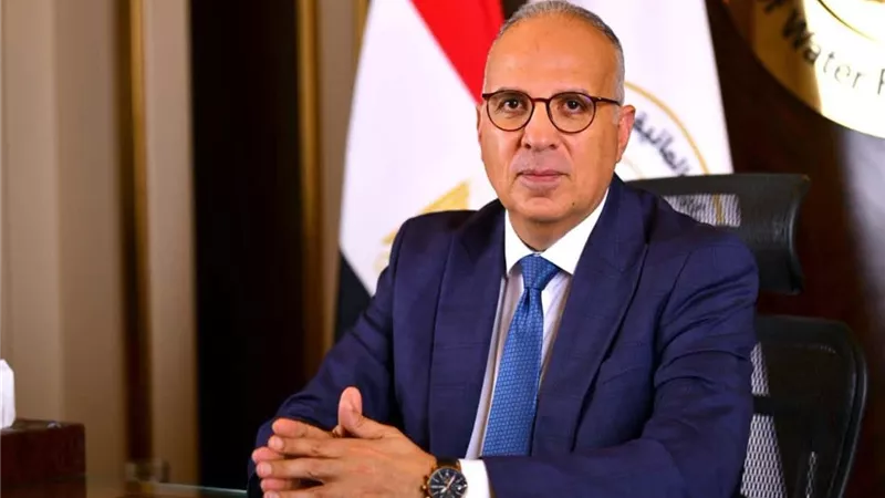 «الري»: السيطرة على تسريب وانفجار جزئي بخط غاز أسفل ترعة الإسماعيلية