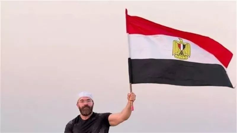 «السياحة والآثار» توضح حقيقة منع إدخال العلم المصري إلى منطقة آثار سقارة