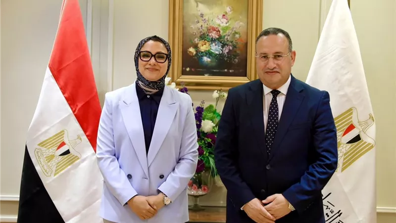 قنصوة يستقبل محافظ الوادي الجديد لبحث دعم المشروعات التعليمية والصحية 