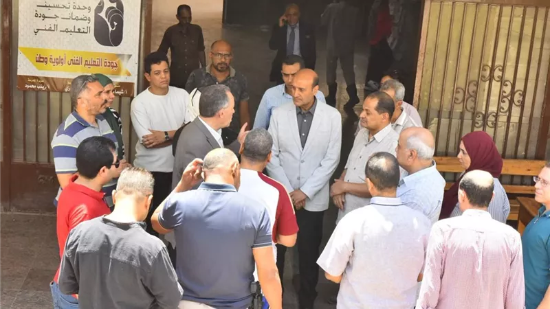 محافظ أسيوط يتفقد مدارس «المصرية الإيطالية للتكنولوجيا التطبيقية» 
