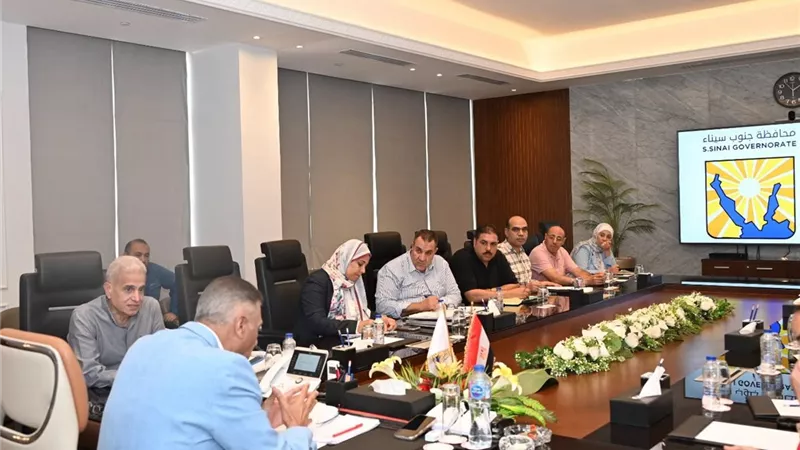 محافظ جنوب سيناء يوجه بسرعة حل معوقات المستثمرين السياحيين والفندقيين