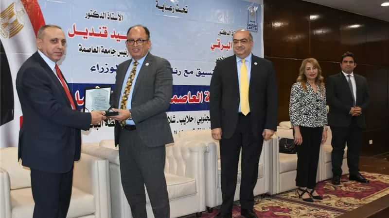 16 عملية و253 تحليلًا و226 أشعة.. تفاصيل حصاد قافلة جامعة العاصمة بحلايب 