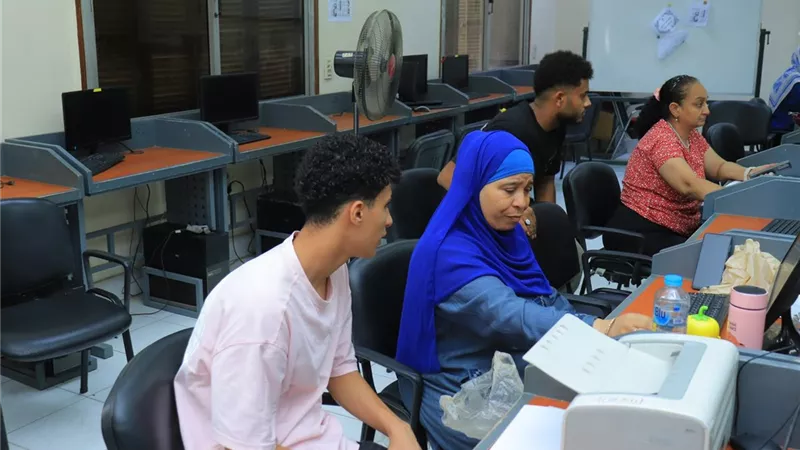 16 معملًا وأكثر من 340 جهاز كمبيوتر لخدمة طلاب التنسيق بجامعة عين شمس