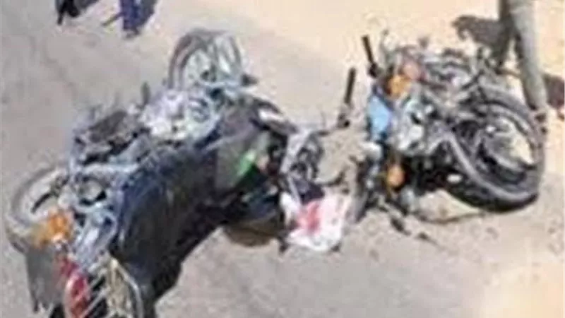 إصابة 4 مصابين في حادث تصادم دراجتان ناريتان غرب الأقصر