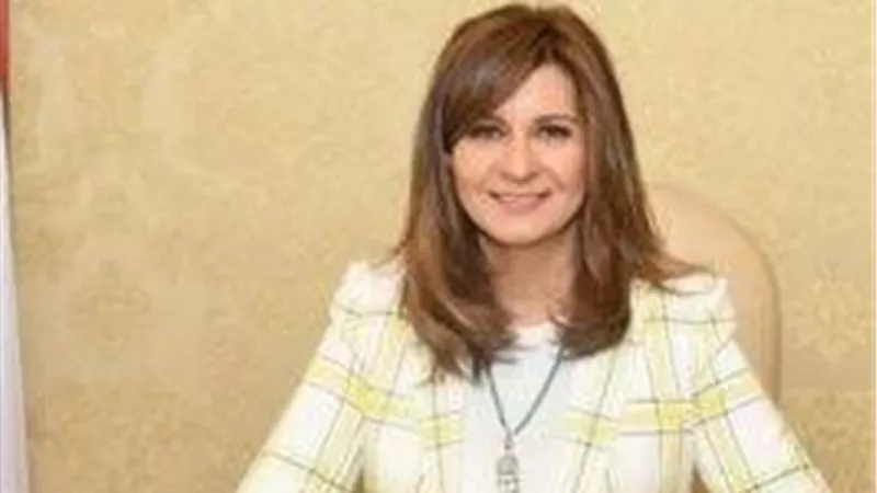 محافظ بني سويف يستقبل السفيرة نبيلة مكرم في مستهل زيارتها لبني سويف