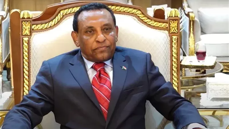  رئيس وزراء السودان: العملية السياسية ستنتهي بإجراء انتخابات نزيهة