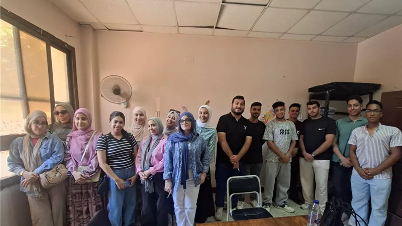 جامعة قناة السويس تطلق مبادرة لمحو أمية مترددي المستشفى الجامعي 
