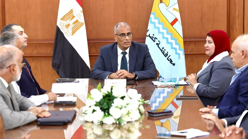 محافظ كفر الشيخ يترأس لجنة إعداد مؤتمر «الصناعة والاستثمار» 