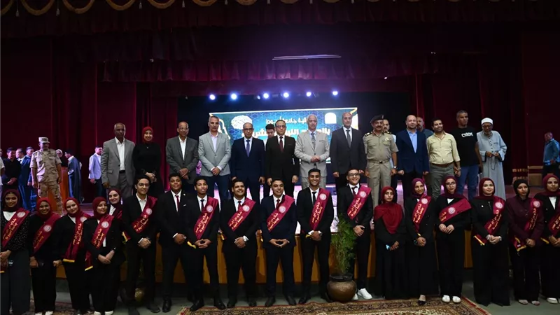 بحضور المحافظ.. جامعة أسيوط تحتفل بذكرى المولد النبوي الشريف
