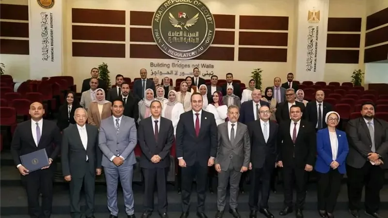 عزام والسبكي: الاستثمار والتكنولوجيا ركيزتان لاستدامة القطاع الصحي